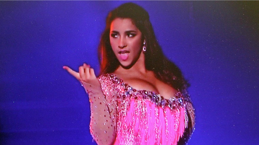 raisman dancing 660 abc.jpg